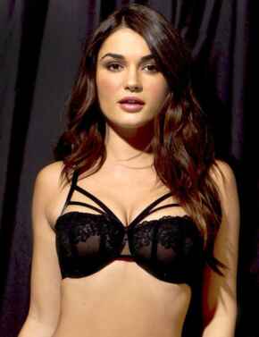 50000 Pour Moi Strapped Underwired Bra  - 50000 Black