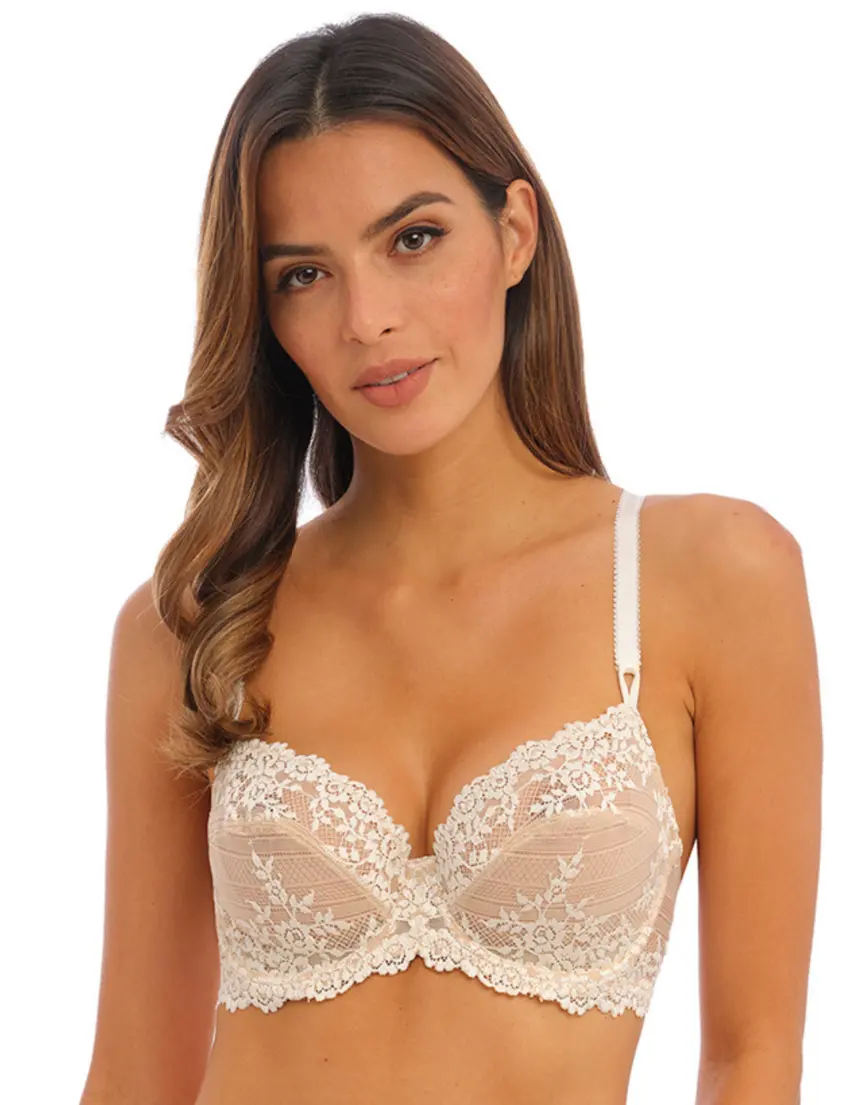 Wacoal Embrace Lace Underwire Bra Naturally Nude/Ivory