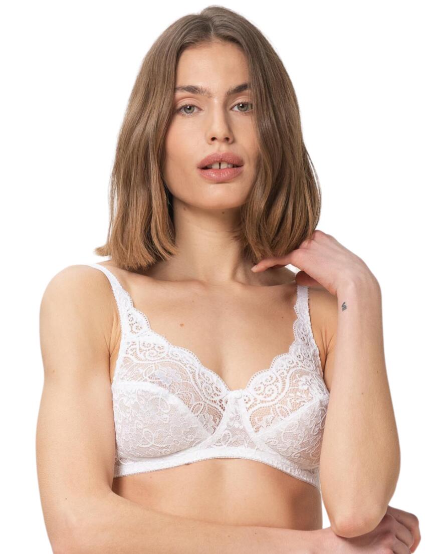 Triumph Fit Lace Non Wired Padded Bra