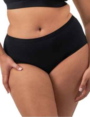 Elomi Downtime Short Black