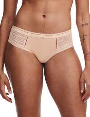 Chantelle Monogram Shorty Golden Beige