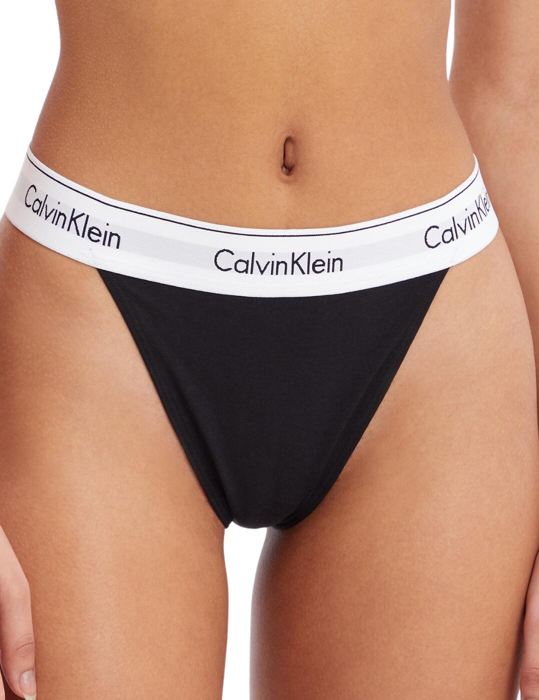 Calvin Klein Underwear Sleek String Thong in Black