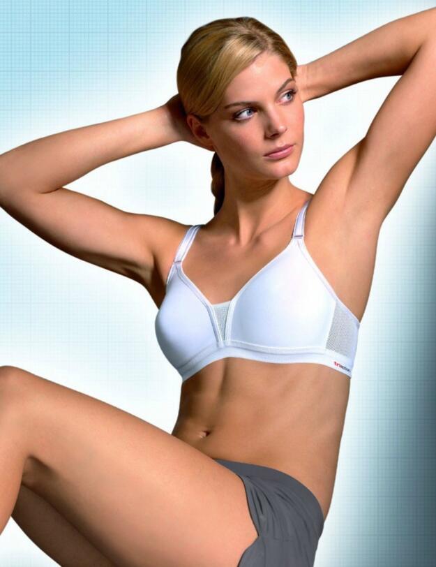 10007358 Triumph Triaction Soft Power Non Wired Sports Bra - 10007358 White