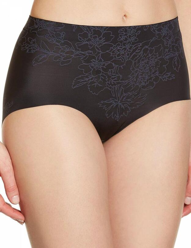 GRA451 Wacoal Flower Power Slimming Brief - GRA451 Black