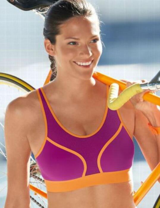 10110014 Triumph TriAction Fusion Star Sports Bra - 10110014 Pink/Orange