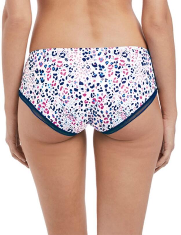 5126 Freya Make Tracks Short - 5126 White
