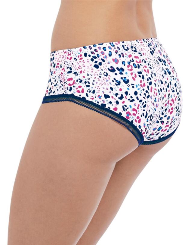 5126 Freya Make Tracks Short - 5126 White
