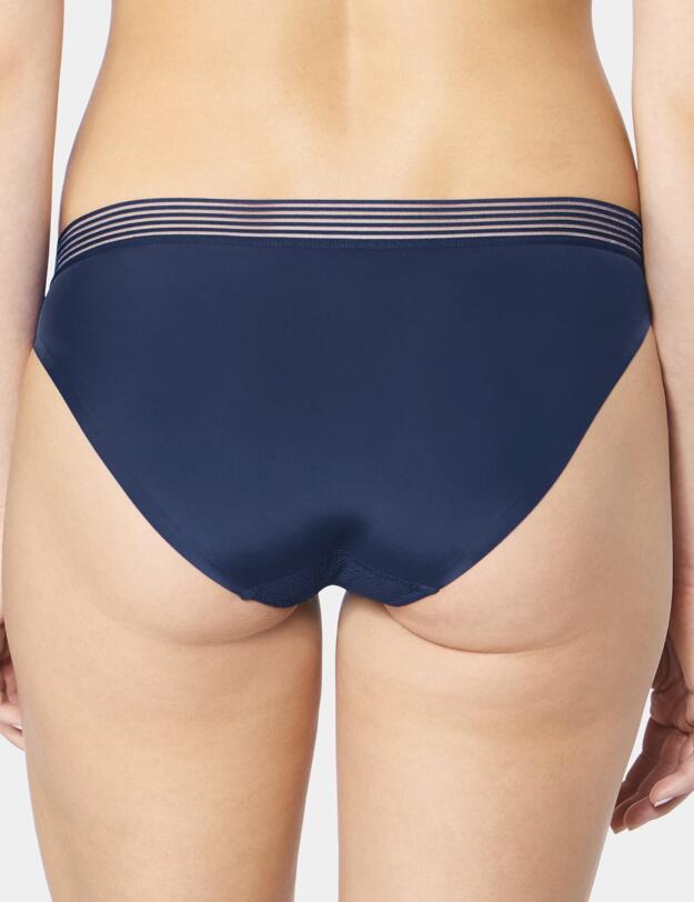 10189946 Triumph Infinite Sensation Tai Brief - 10189946 Deep Water