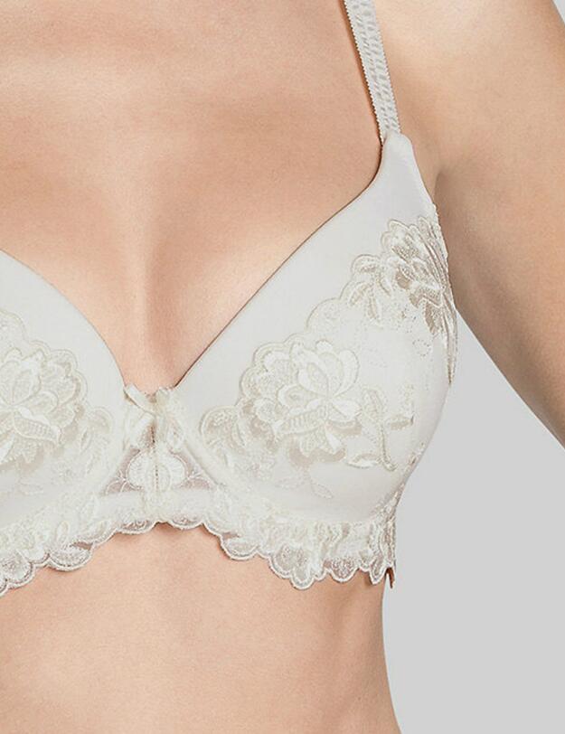 10062660 Triumph Sexy Angel WHU Bra - 10062660 Vanille