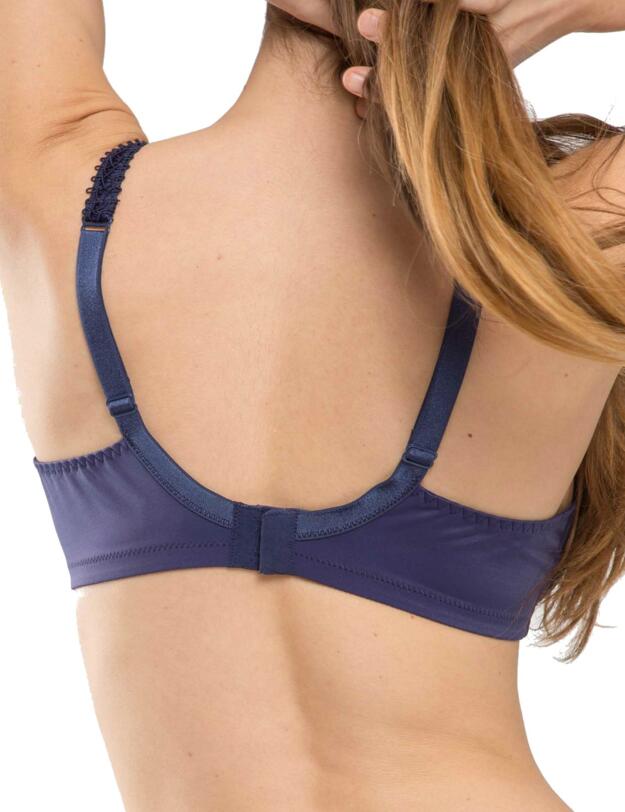 G51542 Maison Lejaby Hanae Non-Wired Soft Cup Bra - G51542 Nuit Noire