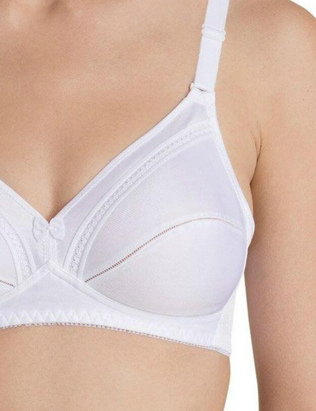 10166800 Triumph Claudette 200 Stretch Non-Wired Bra - 10166800 White