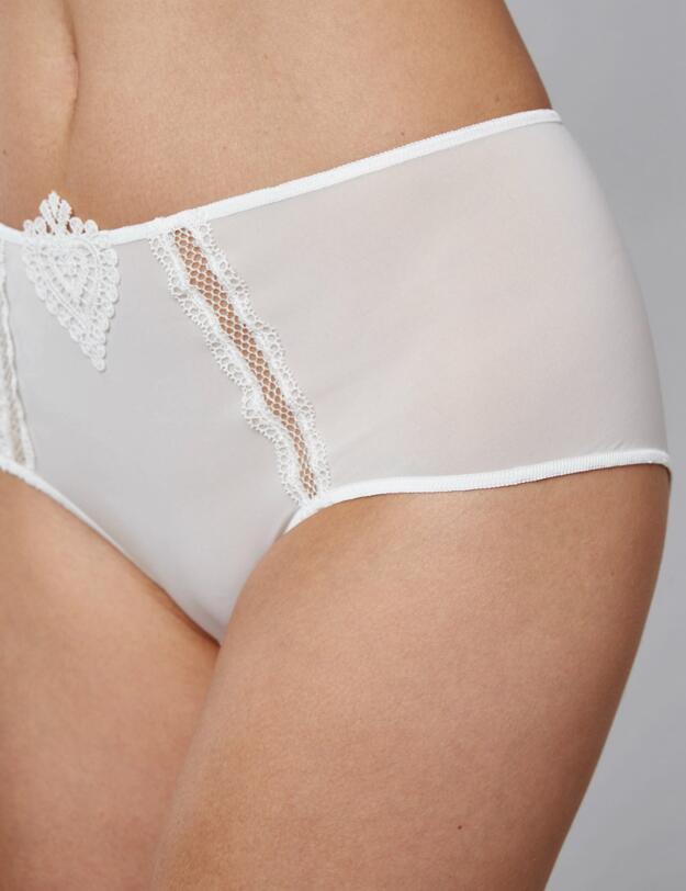 G61464 Maison Lejaby Attrape-Coeur Full Briefs - G61464 Ivory