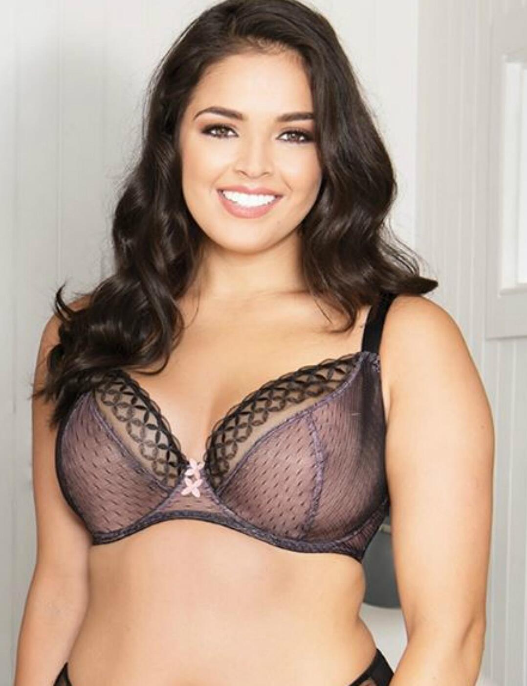 curvy bras