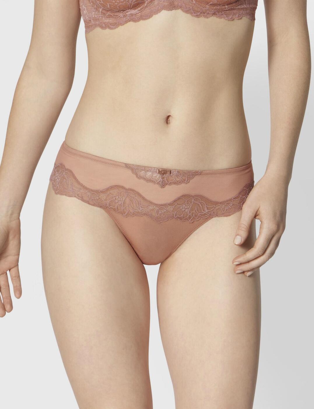 Triumph Amourette Charm Hipster String Thong Rust
