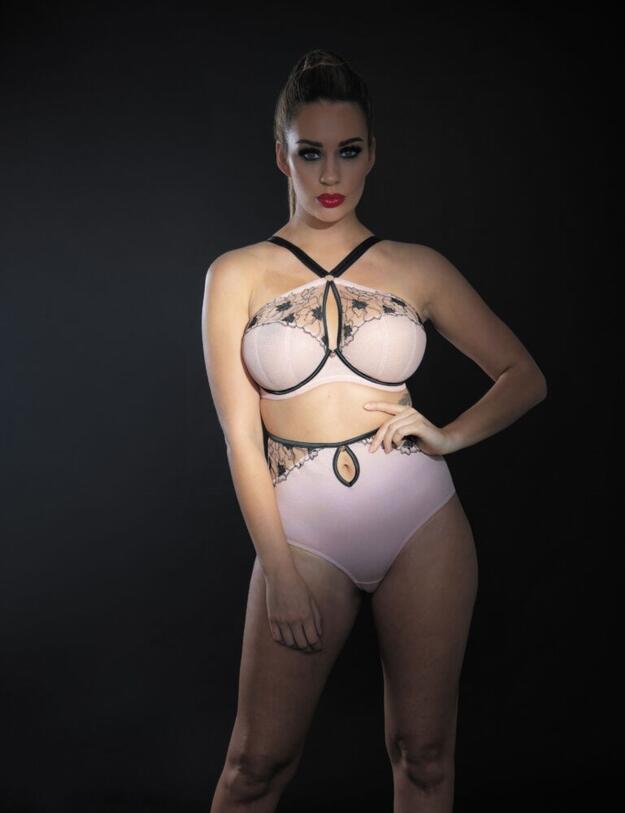 ST001101 Scantilly by Curvy Kate Heart Throb Plunge Bra - ST001101 Blush/Black