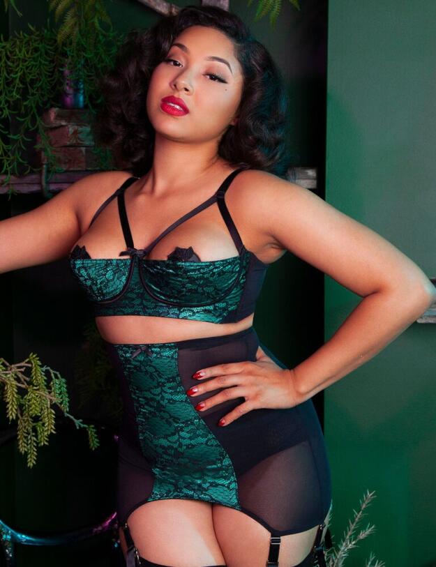 BP077 Playful Promises Bettie Page Elsie Lace 1/4 Cup Bra - BP077 Emerald Green