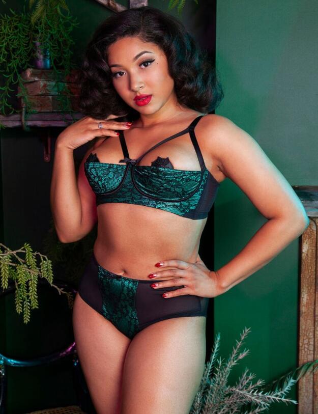 BP077 Playful Promises Bettie Page Elsie Lace 1/4 Cup Bra - BP077 Emerald Green