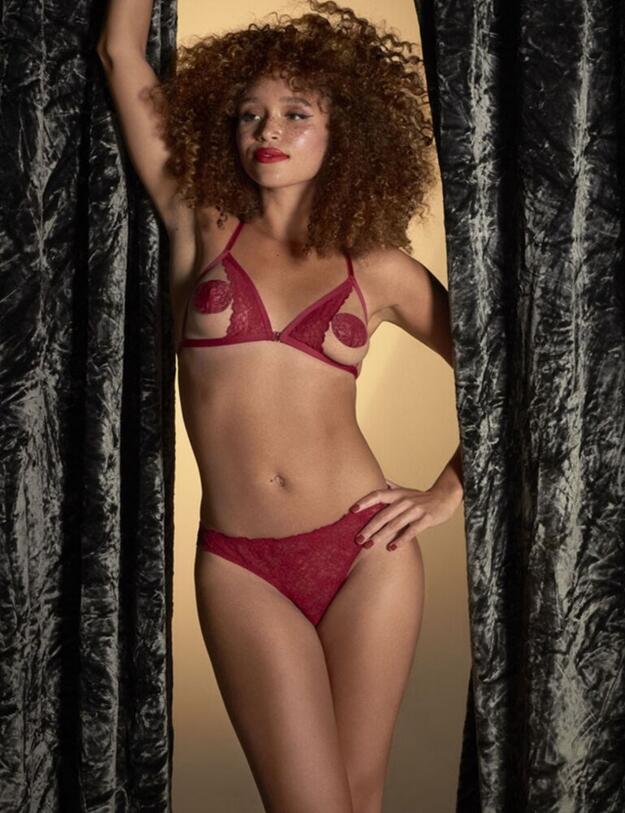 MYN-002-04 Muse by Coco De Mer Marilyn Open Triangle Bra - MYN-002-04 Raspberry