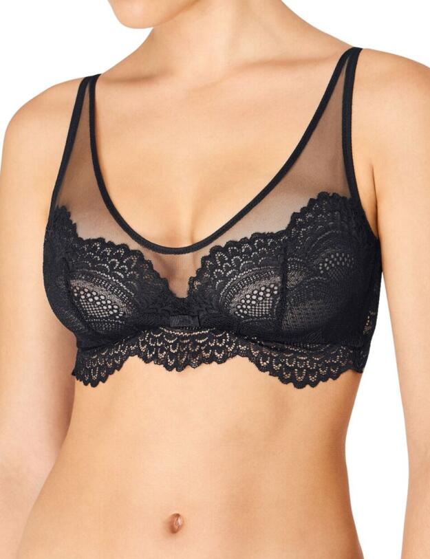 Triumph Beauty-Full Darling Underwire Bra in Black