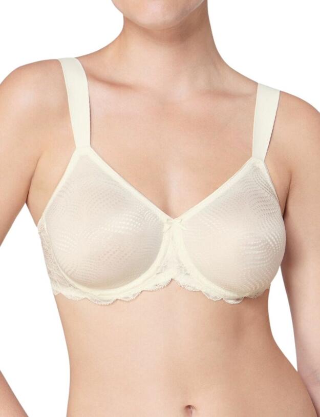 Triumph Essential Minimiser Wired Lace Bra in Vanille