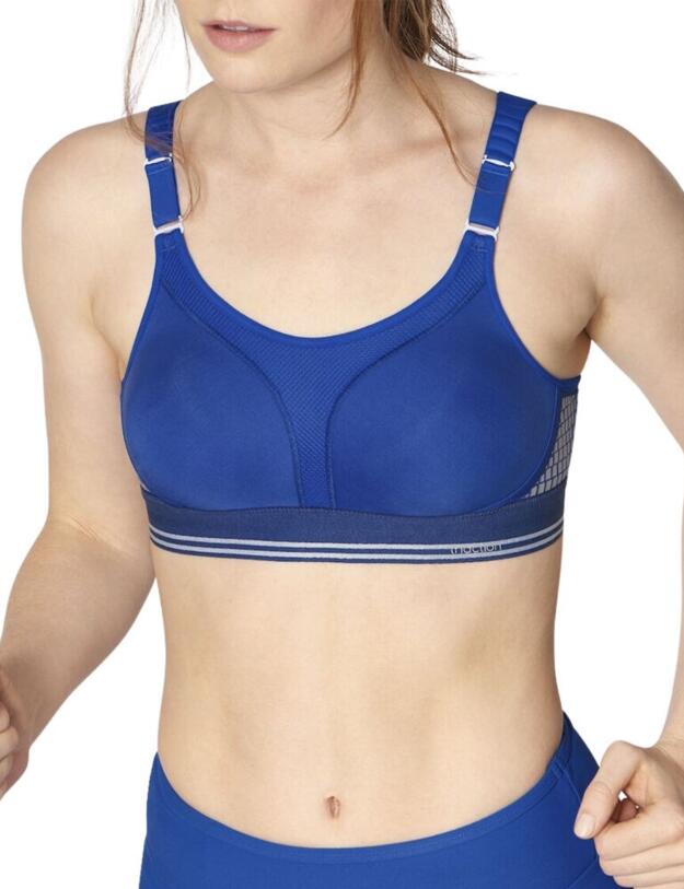 Triumph Triaction Extreme Lite Wireless Sports Bra in Racing Blue