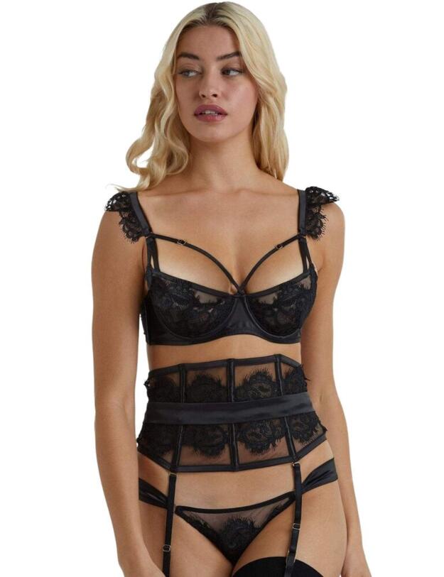 Playful Promises Annelise Waspie Black