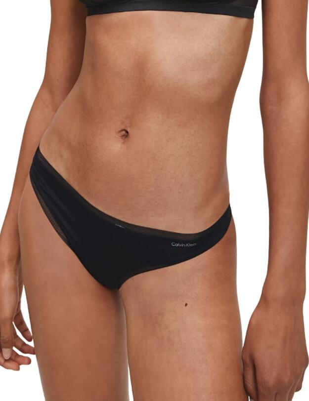 Calvin Klein CK Sculpted Thong in Black