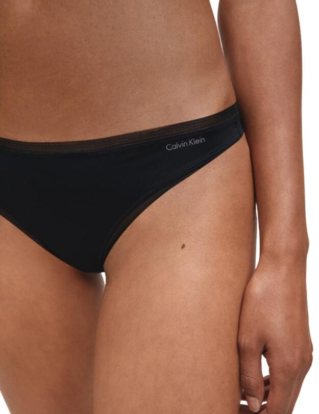 Calvin Klein CK Sculpted Thong in Black