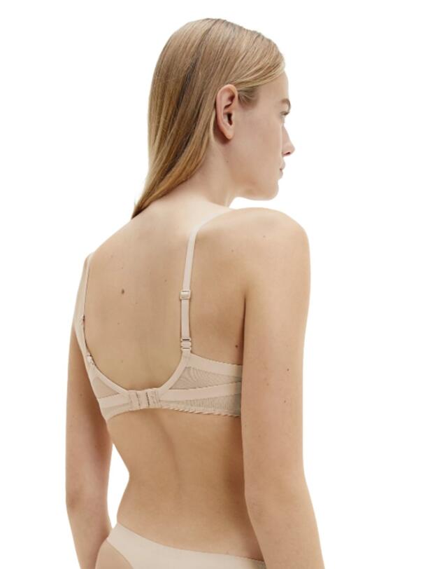 Calvin Klein CK Sculpted T-Shirt Bra in Bare