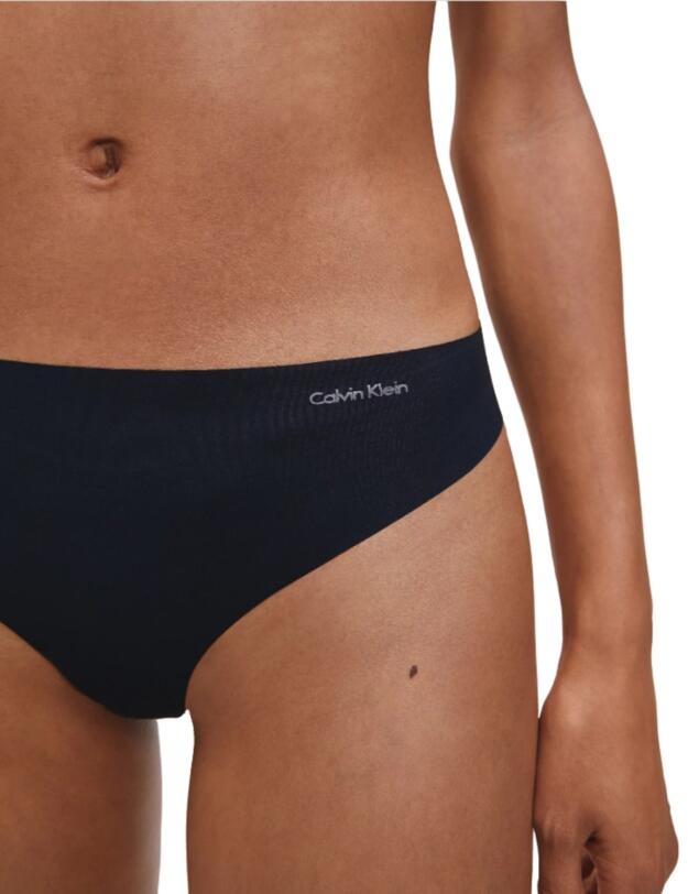 Calvin Klein Invisibles Thong in Black