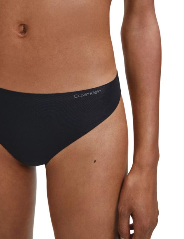 Calvin Klein Invisibles Thong in Black