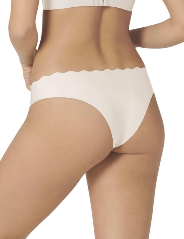 Sloggi Zero Feel Wavy Brazil Brief in Angora