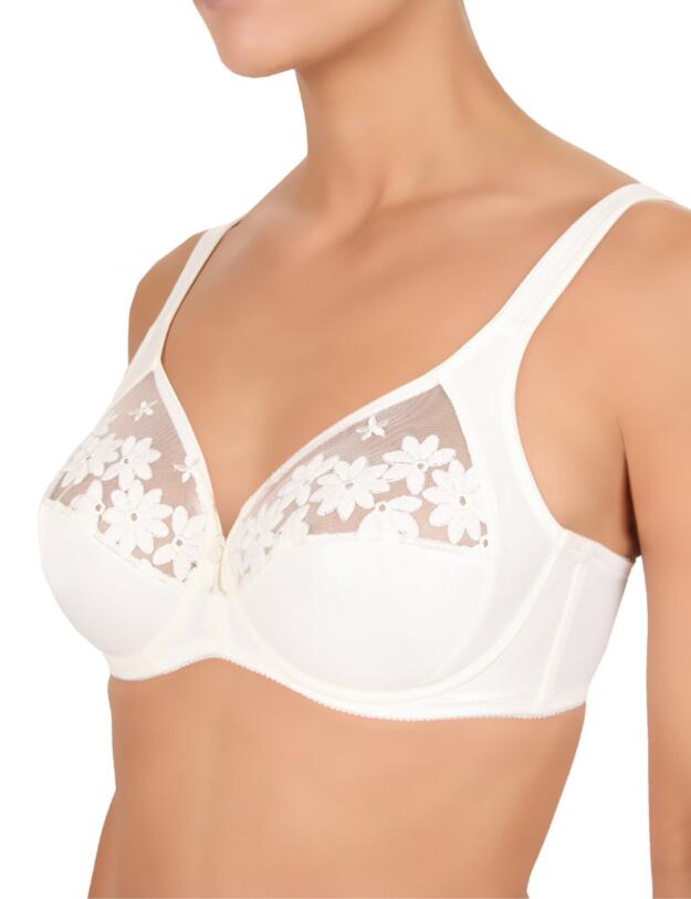 Felina Swiss Broderie Wired Bra in Natural
