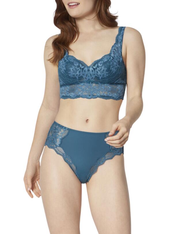 Triumph Amourette Charm Wired Padded Bra Peacock