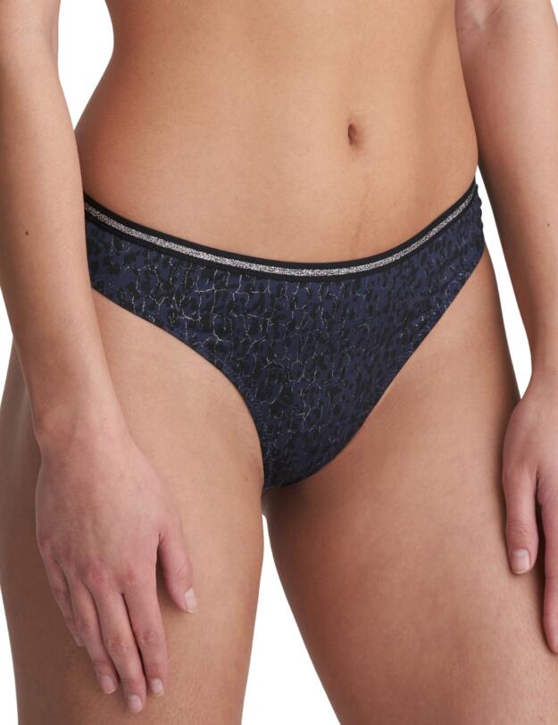 Marie Jo Johan Thong in Ocean