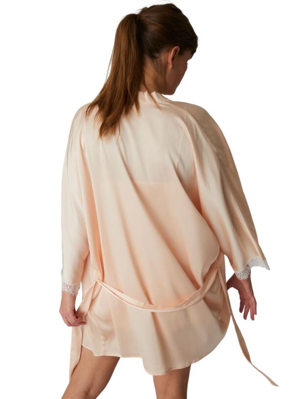  Simone Perele Satin Secrets Kimono Daylight