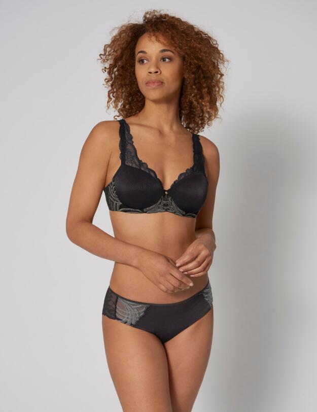 Triumph Lily Florale Moulded Bra Black 