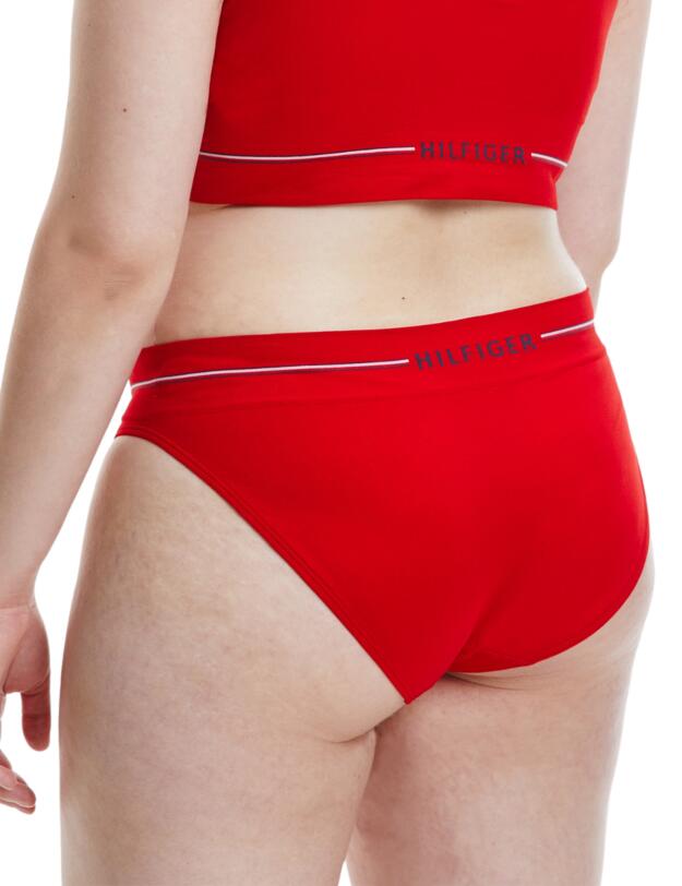UW0UW02631 Tommy Hilfiger Seamless Curve Brief - UW0UW02631 Primary Red