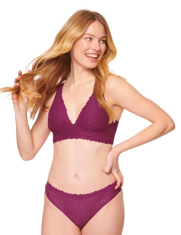  Sloggi Zero Feel Lace 2.0 Brazilian Brief Wine 