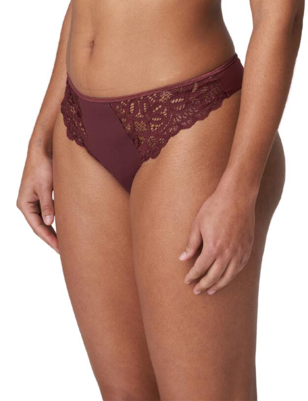 Prima Donna Twist First Night Thong Merlot