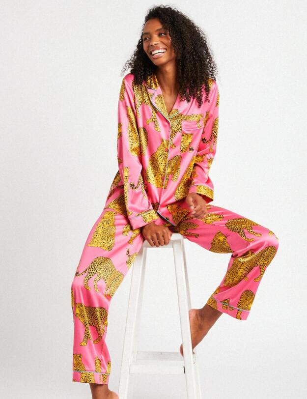 Chelsea Peers Satin Leopard Button Up Pyjama Set Pink 