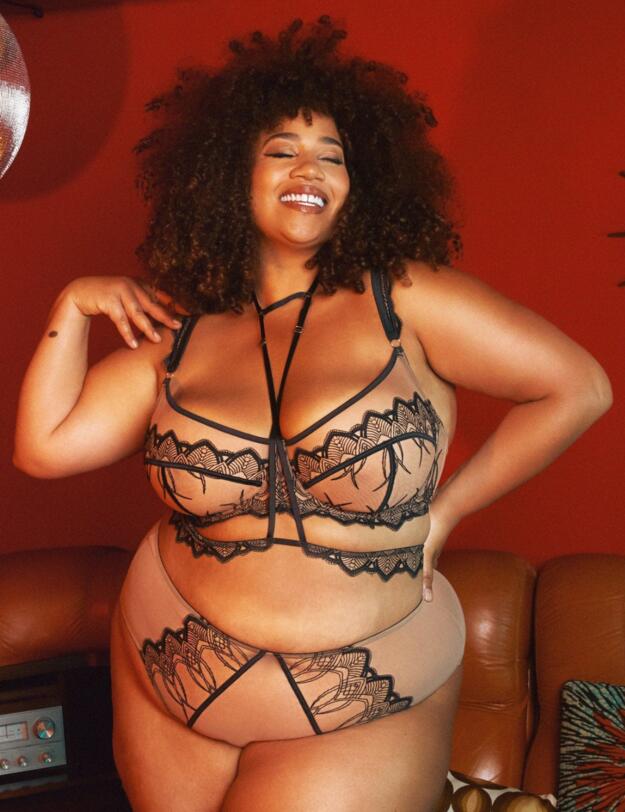 Playful Promises Clara Bra and Harness Set Latte/Black