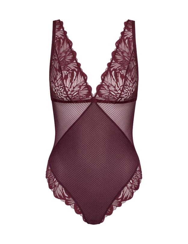 Triumph Lavish Spotlight Bodysuit Claret 