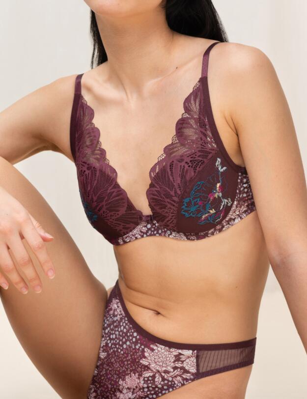 Triumph Lavish Spotlight Underwired Bra Claret 