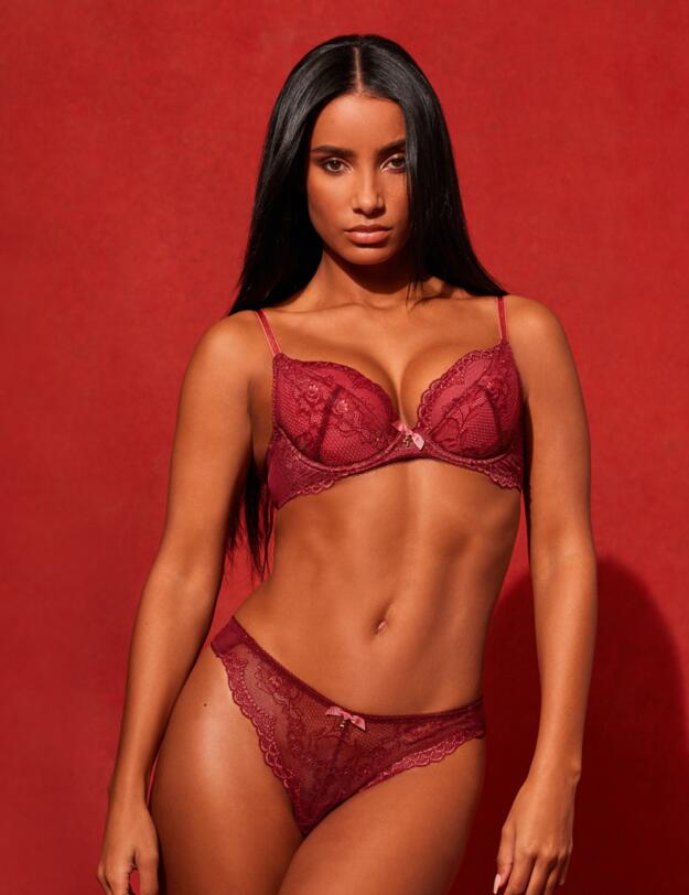 Gossard Superboost Lace Thong Cranberry/Raspbery Sorbet