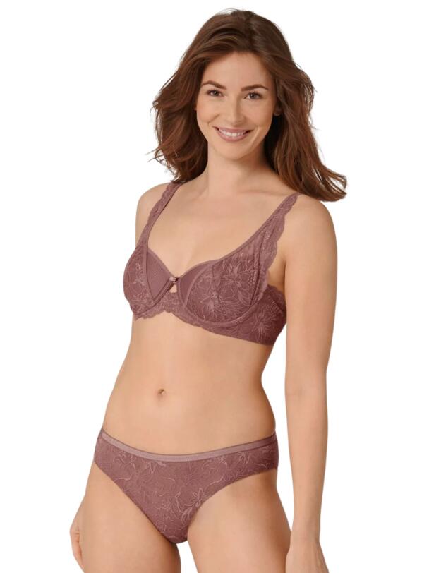  Triumph Amourette Charm Padded Bra Rose Brown