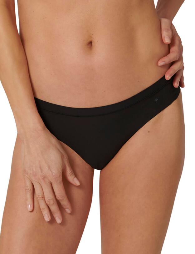 Triumph Smart Micro Thong Black