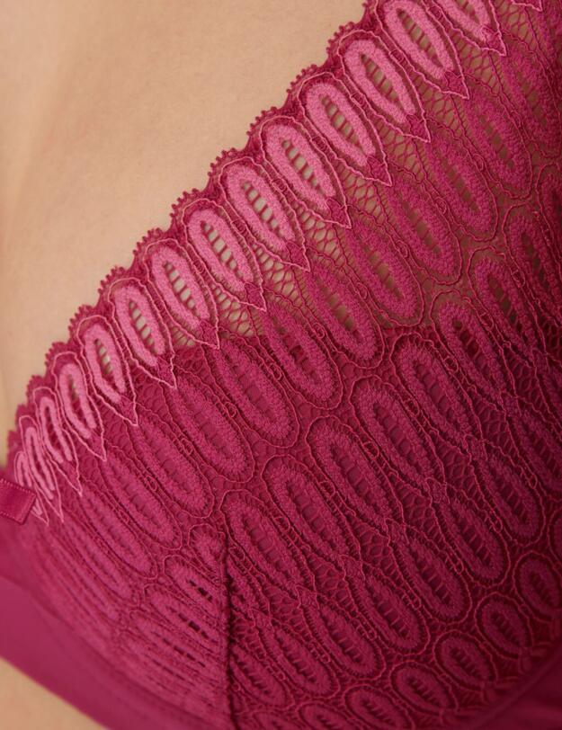 Triumph Aura Spotlight Padded Bra Cassis Sode 