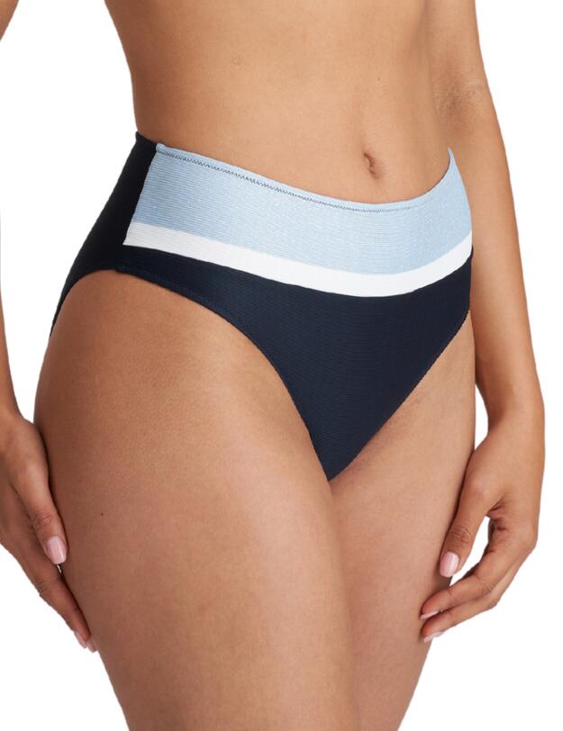 Marie Jo Sitges Full Bikini Brief Cloud Party