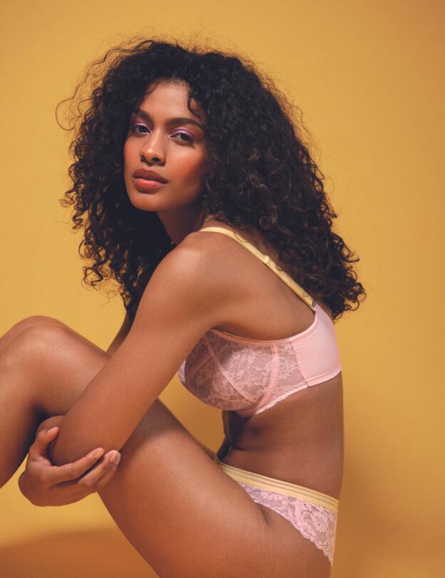 Freya Offbeat Side Support Bra Macaron